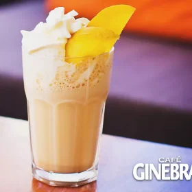 Smoothie de Café Ginebras con durazno